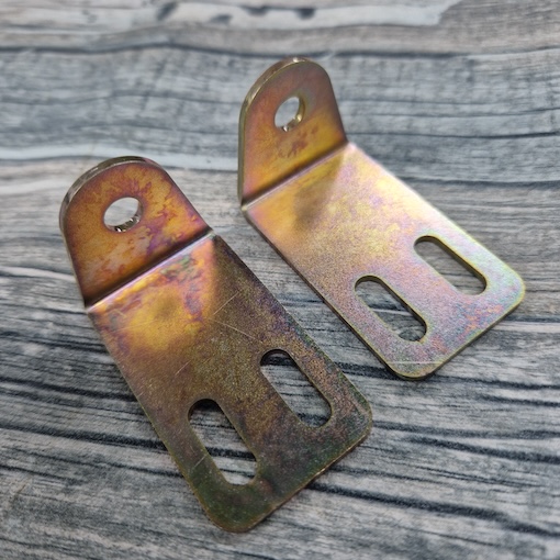 BB-007 Splitscreen / Baywindow Rear Upper seat mount 221885595 - Image 2