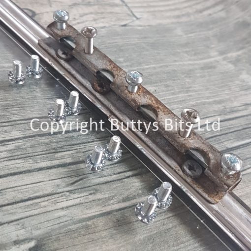 BB-164 Beetle pop out window mounting plates 1953 onwards - Image 3