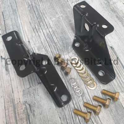 BB-290 912 Engine bar mounting plates with mounting bolts