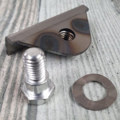 BB-335 Early Splitscreen Engine lid stay mount and bolt kit
