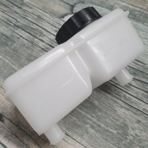 BB-371 Dual master cylinder brake reservoir (Includes cap) 251611301V